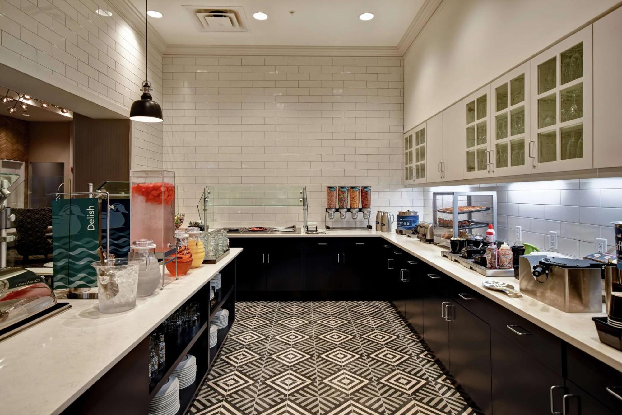 Homewood Suites By Hilton Greenville Downtown Εξωτερικό φωτογραφία