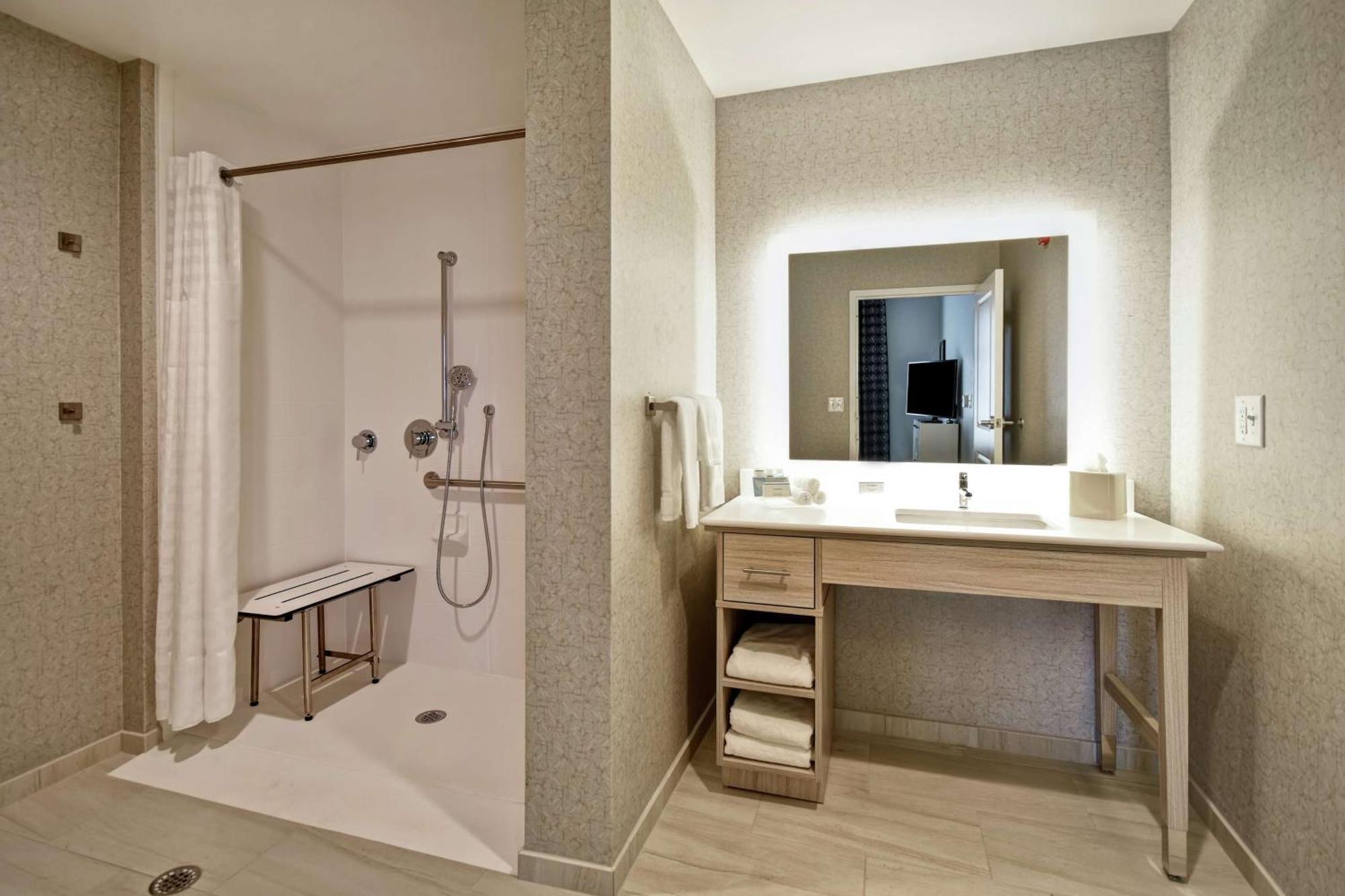 Homewood Suites By Hilton Greenville Downtown Εξωτερικό φωτογραφία