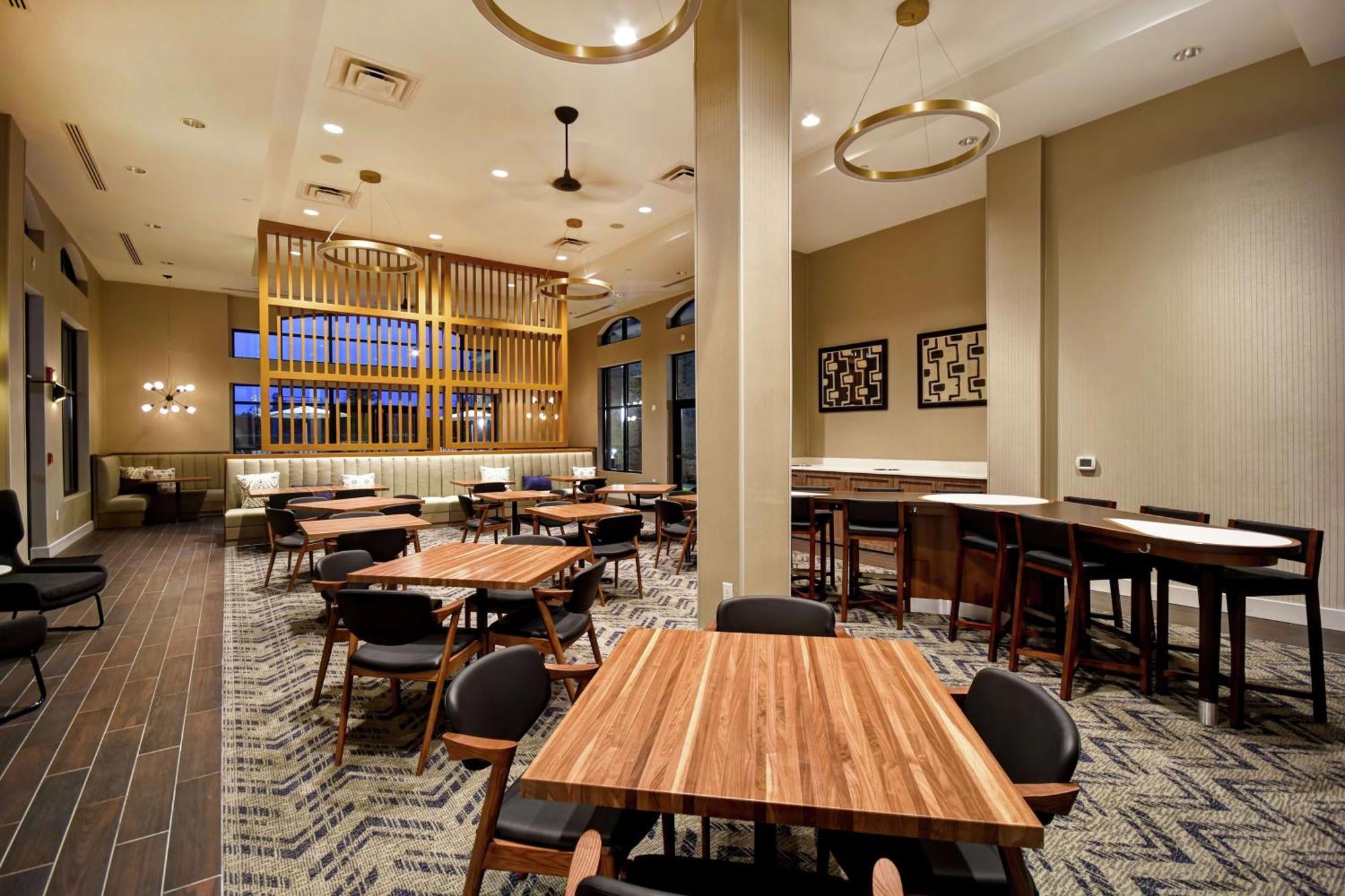 Homewood Suites By Hilton Greenville Downtown Εξωτερικό φωτογραφία