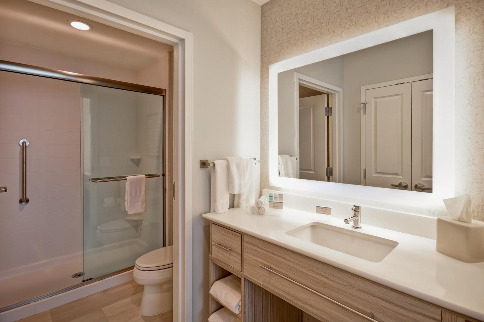 Homewood Suites By Hilton Greenville Downtown Εξωτερικό φωτογραφία